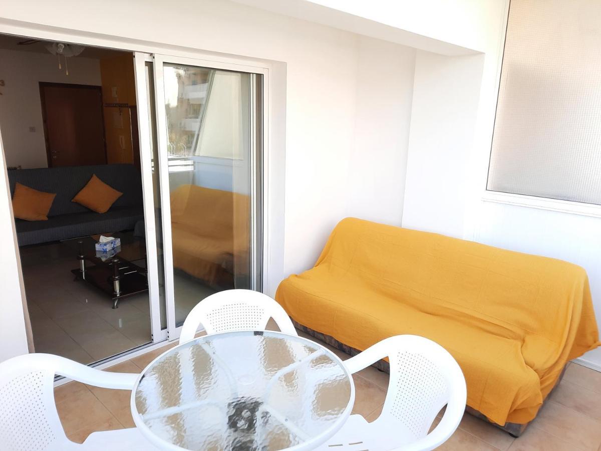 Large Apt 2 Bedrooms Sea View & 2 Balconies Larnaka Exterior foto