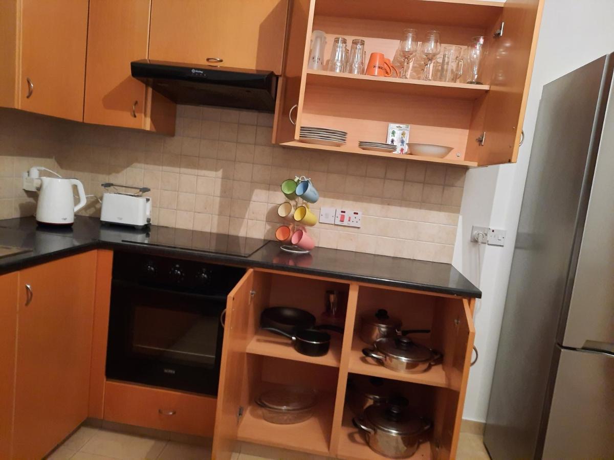 Large Apt 2 Bedrooms Sea View & 2 Balconies Larnaka Exterior foto