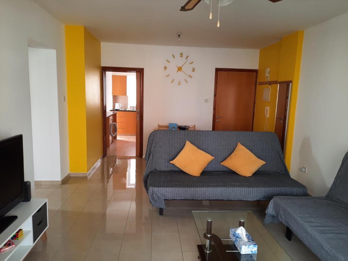 Large Apt 2 Bedrooms Sea View & 2 Balconies Larnaka Exterior foto
